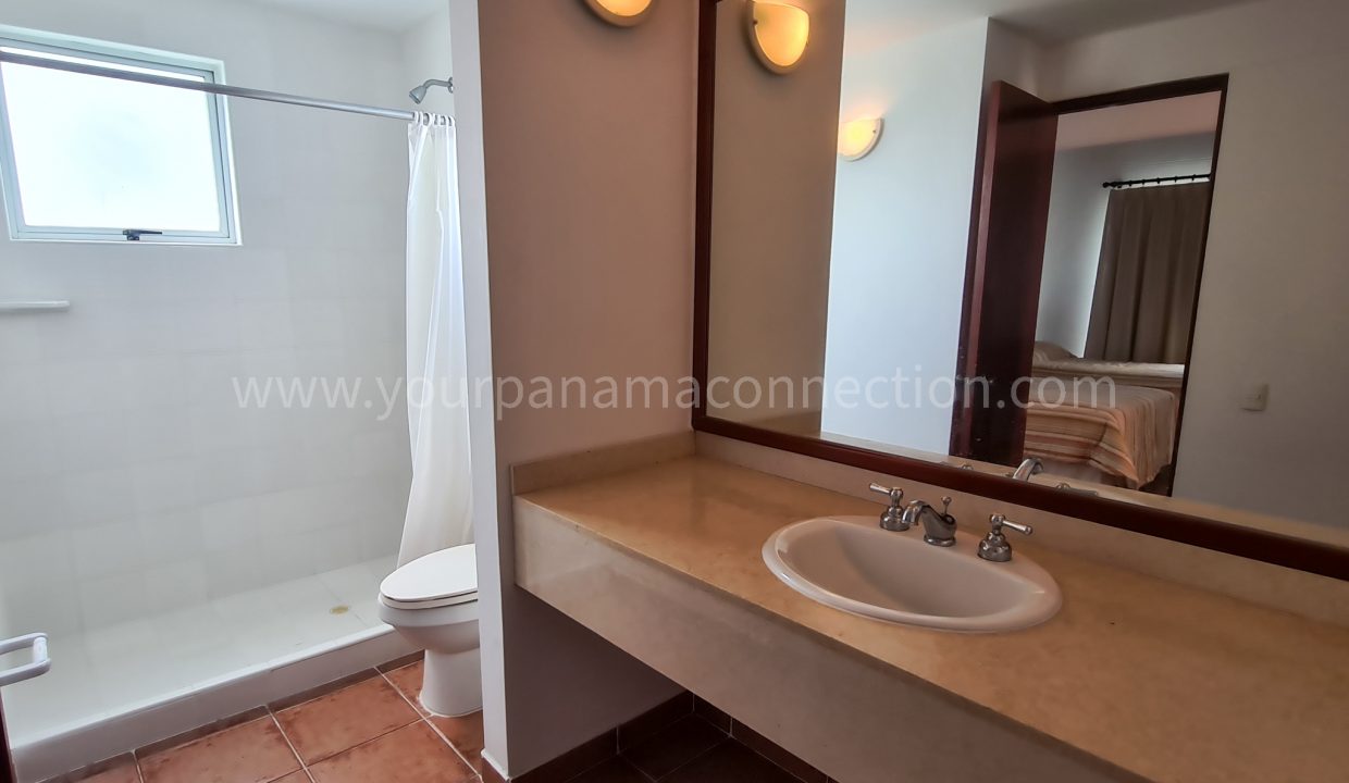 bathroom upstairs townhouse for sale decameron
