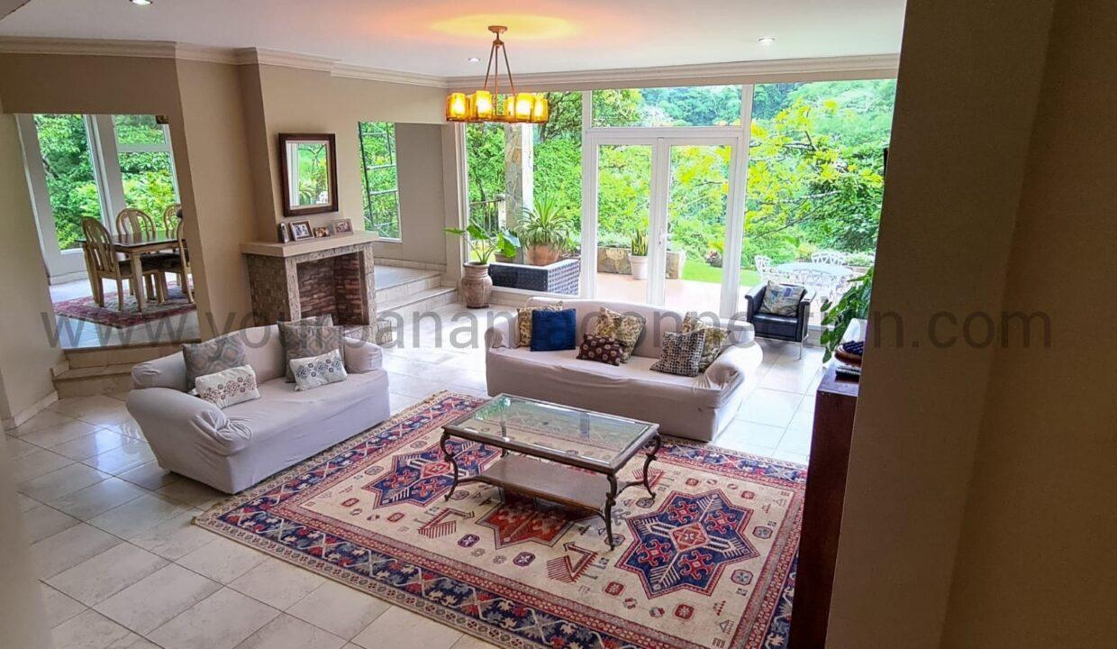 living room house for sale el valle panama