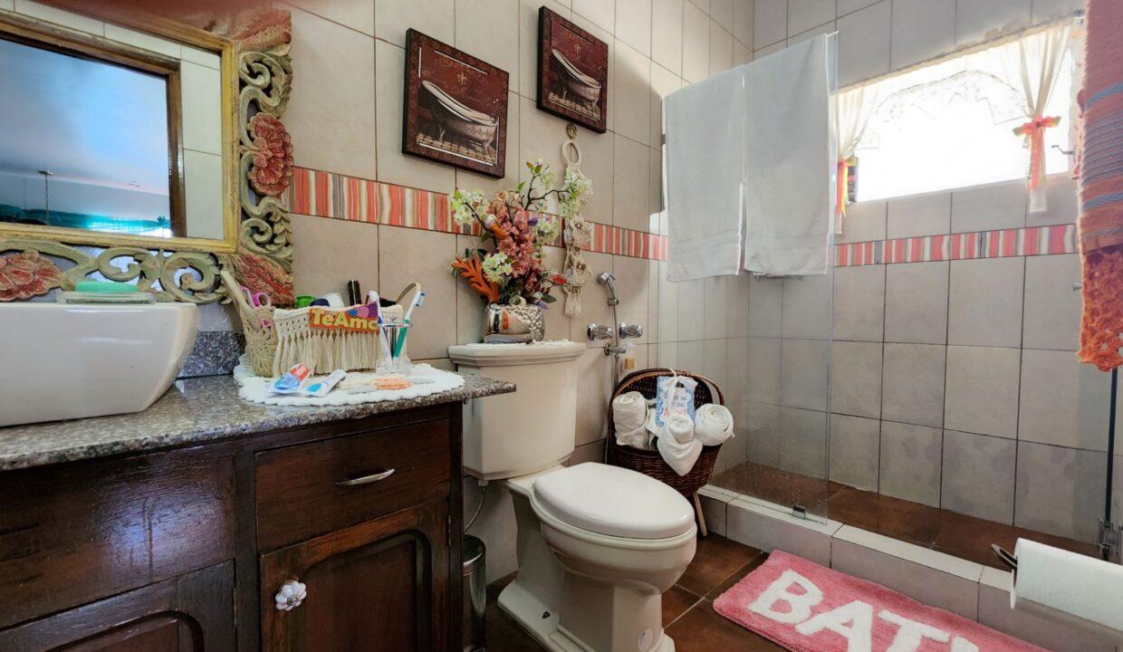 baño casa en bethania se vende panama